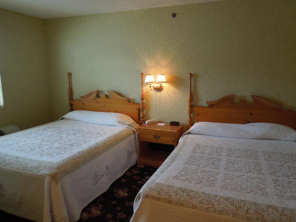 Ourguest Inn And Suites Catawba Island พอร์ตคลินตัน ห้อง รูปภาพ